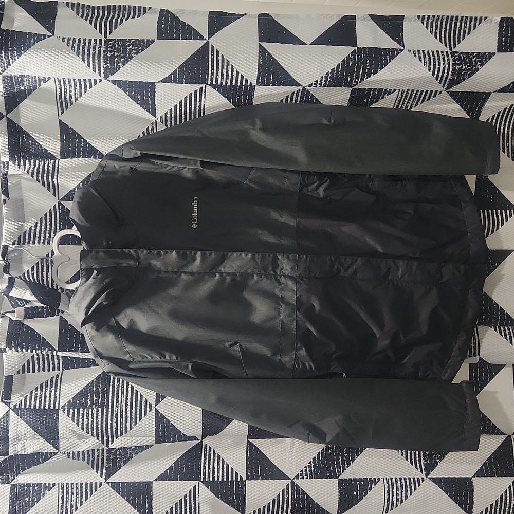Lightweight womens Columbia jacket